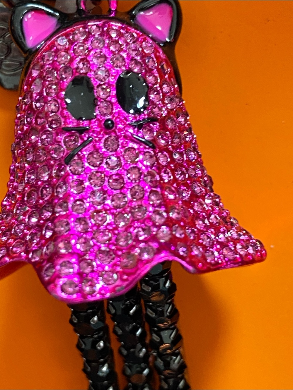Betsey Johnson Hot Pink Crystal Ghost Cat NIB Keychain with Black Tassel - Picture 7 of 14